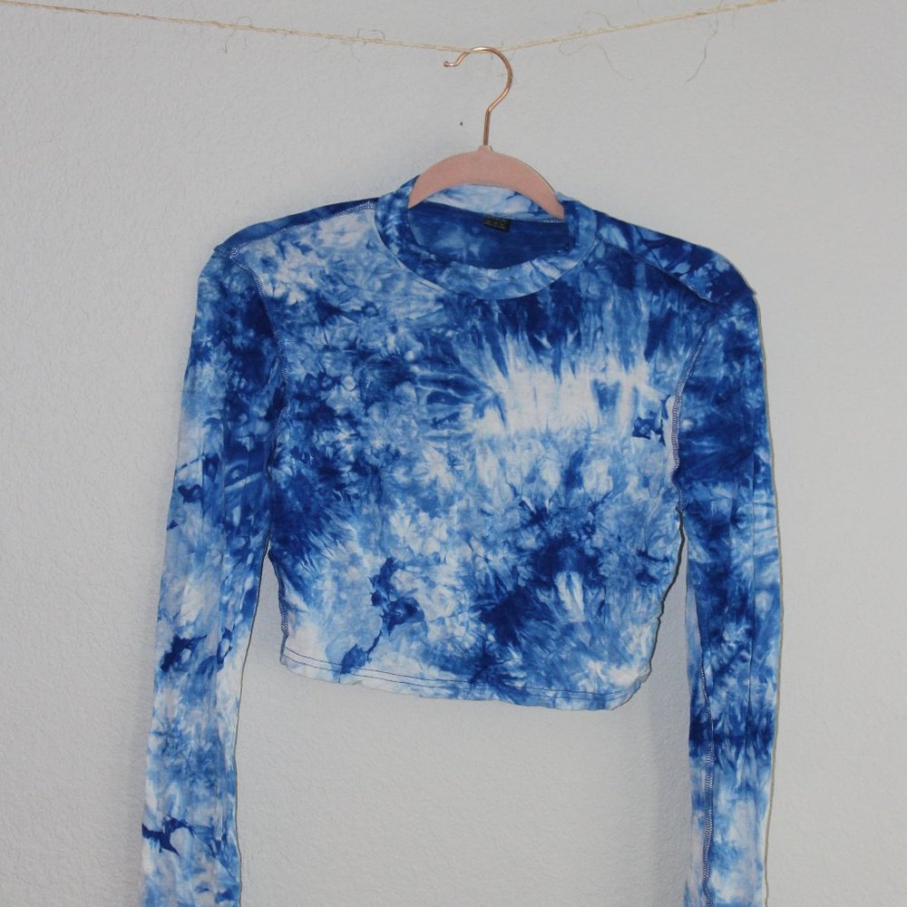 TIE-DYE LONG SLEEVE